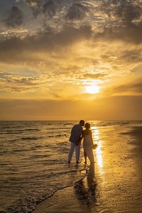 Planning a Naples sunset elopement