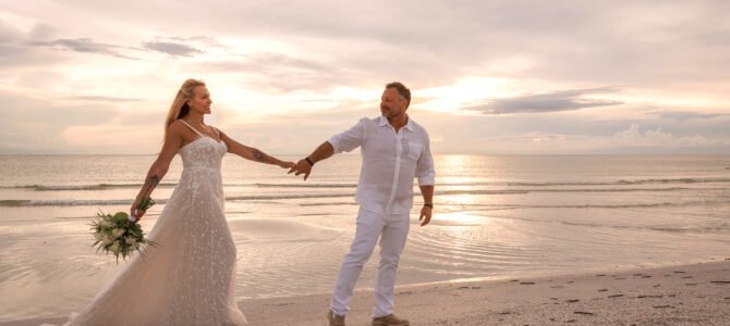 South Beach Elopements South Beach Elopements
